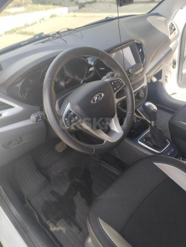 Продам автомобиль, один хозяин,  в отличном  состоянии, приобреталась у дилера за наличный расчет, - Орск