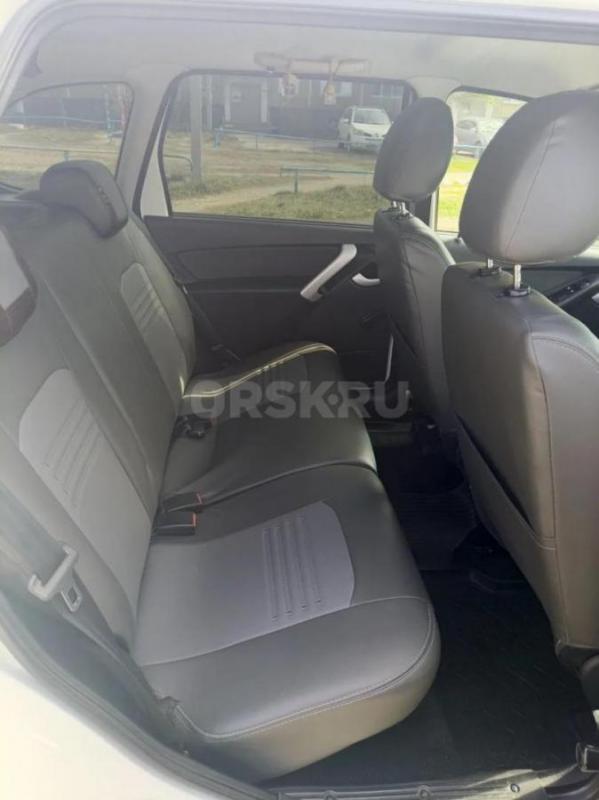 Продам  Лада Калина Кросс , комплектация blak line, климат, птф линзованные, музыка планшет с камеро - Орск