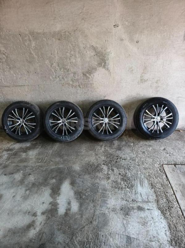 Продам 185/65/15 летнюю резину с литыми дисками - Орск