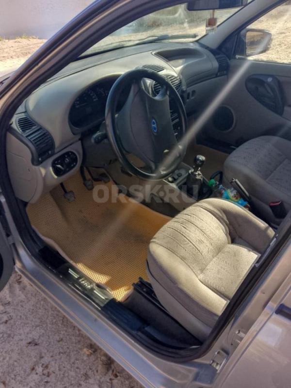 Продам ВАЗ в отличном состоянии эур стекло подъемники музыка сигнализации центр замок двигатель коро - Новоорск