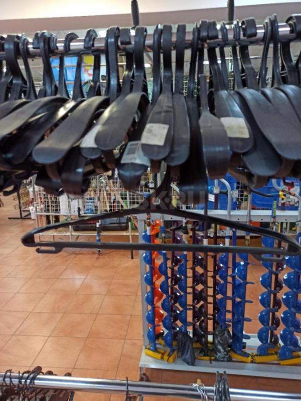 Различные плечики для одежды,цена 30 р за шт. - Орск