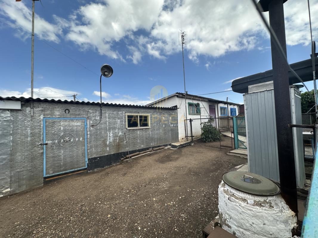 Продается уютный дом в поселке с развитой инфраструктурой!📍 Расположение: 50 км от г. - Сакмара