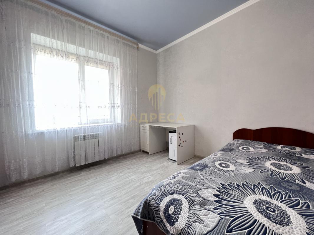 Продаётся просторный и надёжный дом для большой семьи в поселке Ленина ( Заречье) со всей необходимо - Ленина