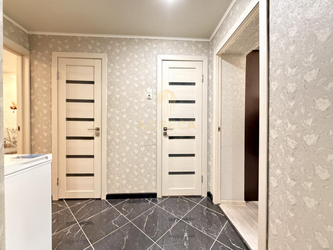 Продается 3-кoмнатнaя квартира нa 4 - этаже 9-ти этажного КИРПИЧНОГО дома по адресу ул. - Оренбург