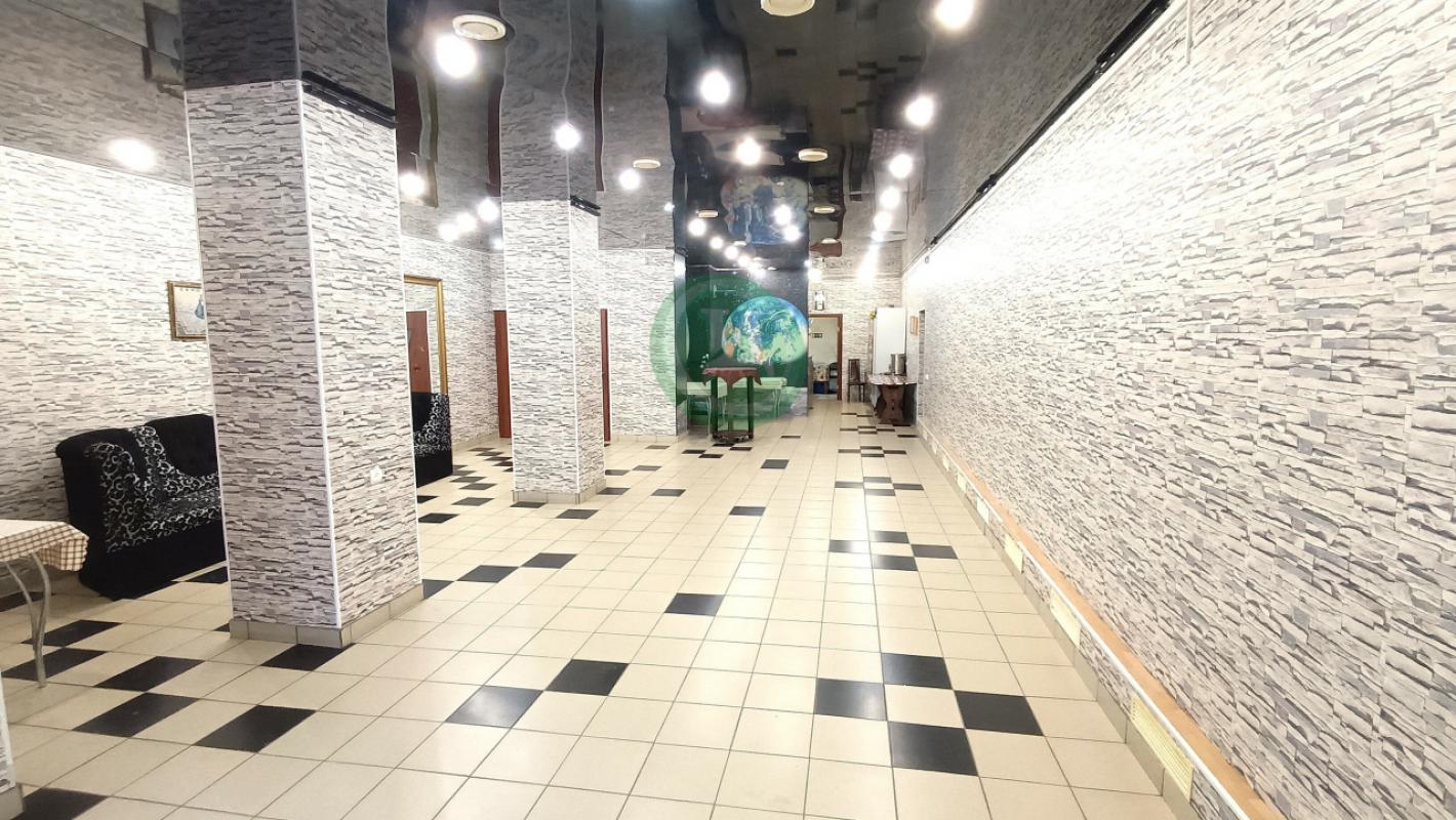 Продам нежилое помещение в котором расположен банкетные залы &laquo;Товиус&raquo;, город Орс - Орск