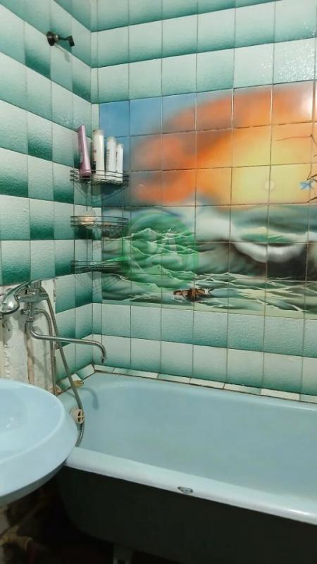 Продаётся трёхкомнатная квартира улучшенной планировки в панельном доме в районе ОЗТП, ул. - Орск