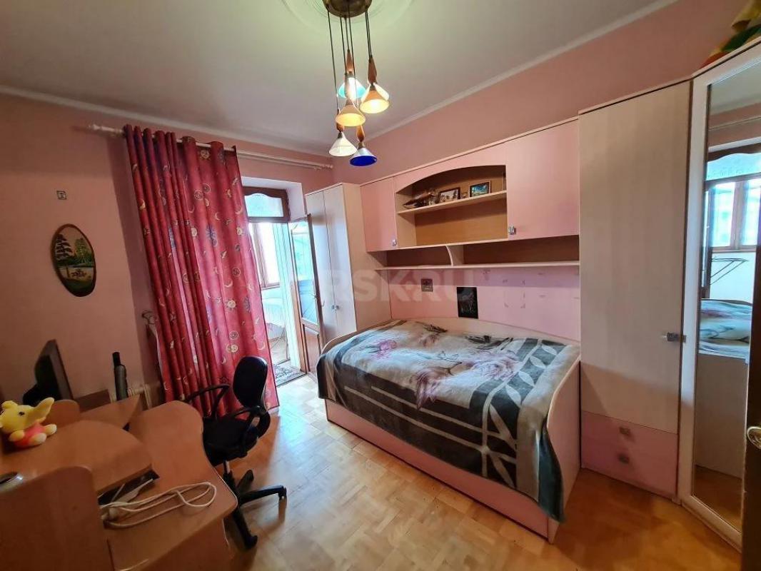 Сдам на длительный срок просторную, полностью меблированную 2-х комнатную квартиру в центральном рай - Орск