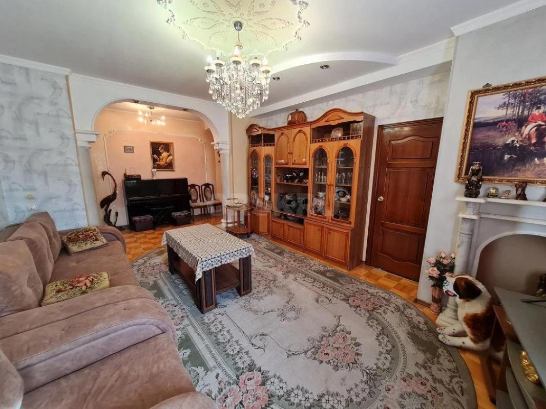 Сдам на длительный срок просторную, полностью меблированную 2-х комнатную квартиру в центральном рай - Орск