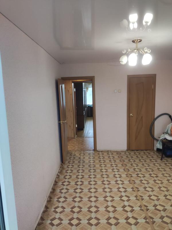 Срочно продается просторная светлая двухкомнатная квартира площадью 47,1 кв. - Гай