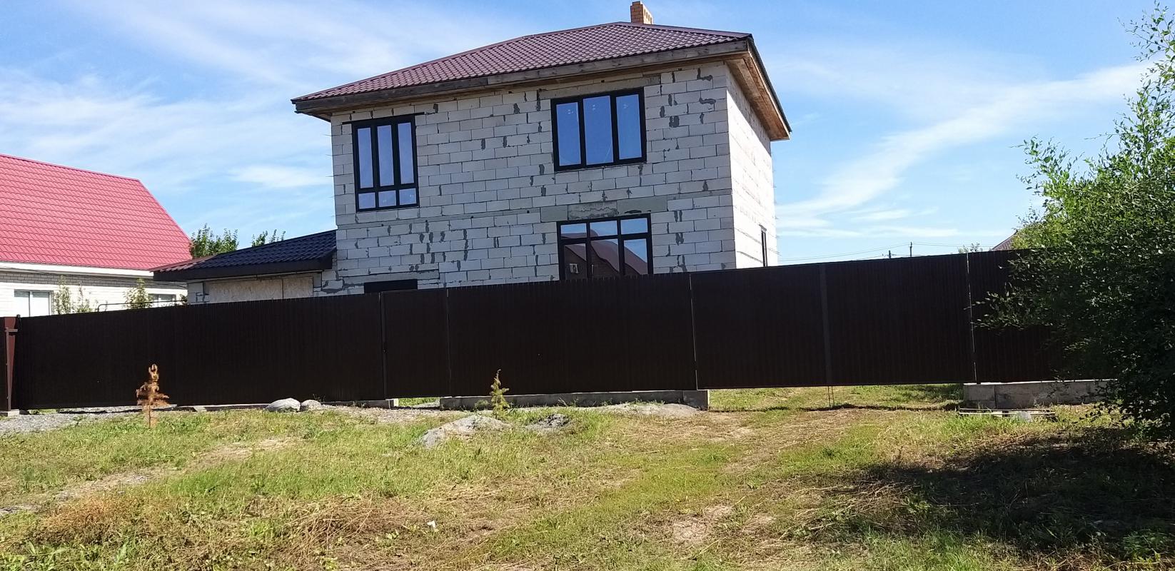 Продаётся двухэтажный дом по Огарёва. - Гай