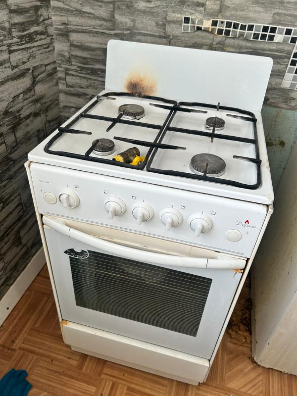 Продам: Горка-1200рб. - Новотроицк