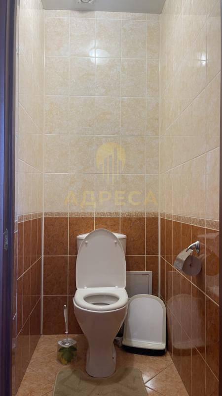 ПРОДАЕТСЯ ОЧЕНЬ ХОРОШИЙ И УЮТНЫЙ ДОМ!!!10 сот, 99 мВ шаговой доступности магазины,поликлиника,остано - Бердянка