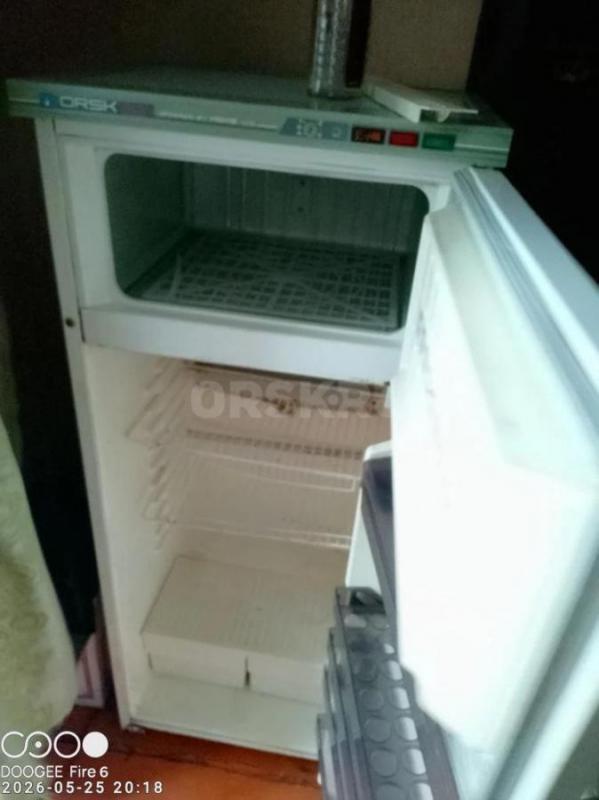 Продам Холодильник Орск 112 в хорошем состоянии 3500
 морозильную камеру Ларь Орск 115 в хорошем со - Орск