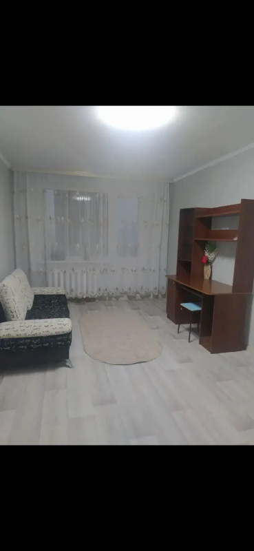 Сдаётся , 1 комнатная квартира , по адресу : Новотроицк , Советская 121 , первая линия , все в шагов - Новотроицк