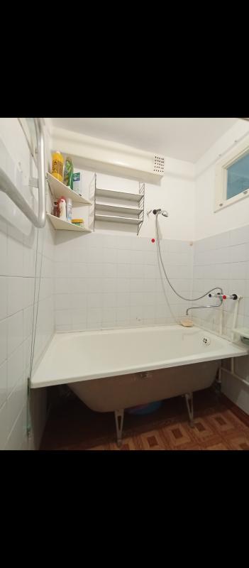 В продаже  3-комнатная квартира улучшенной планировки по адресу:  г. - Новотроицк