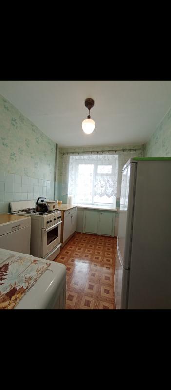 В продаже  3-комнатная квартира улучшенной планировки по адресу:  г. - Новотроицк
