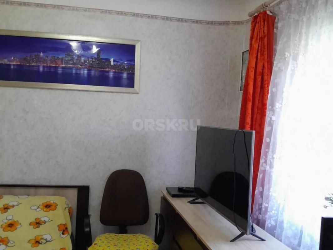Продам дом в посёлке Победа по проезду Партизанский, дом 5. - Орск