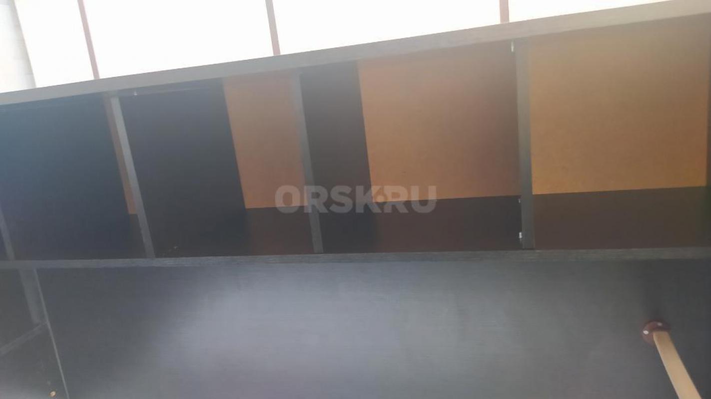 Продаётся угловой шкаф в хорошем состоянии. - Орск
