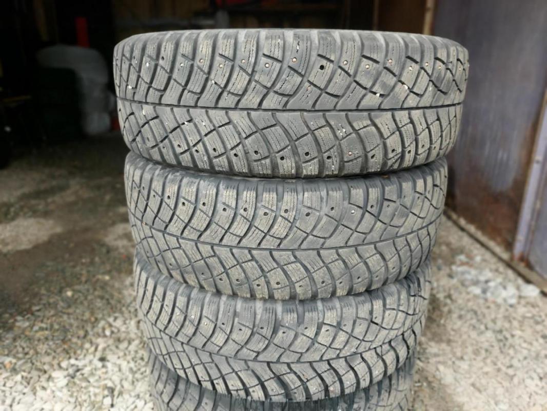 Зимняя резина 215/65 R 16 кама 515   за 5000    и   195/60 R 15 kumho за 4000 - Орск