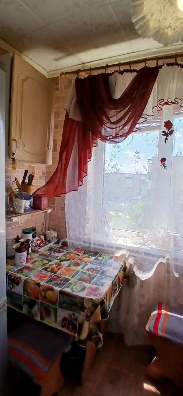В продаже 3-комнатная квартира  с раздельными ходами по адресу: г. - Новотроицк