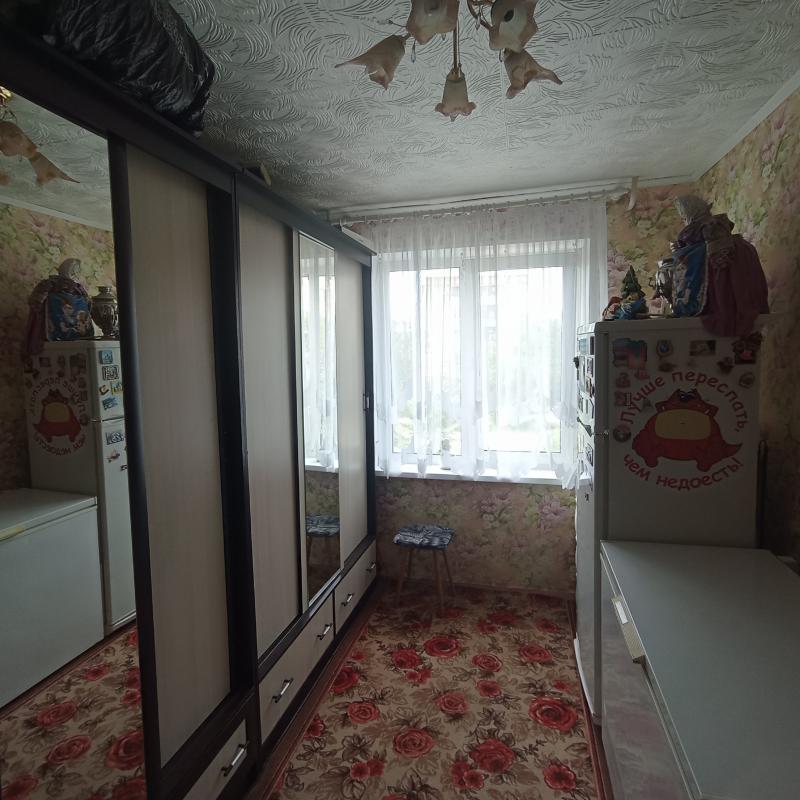 Продаю большую квартиру(61кв. - Новотроицк