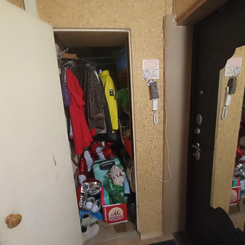 Продаю большую квартиру(61кв. - Новотроицк