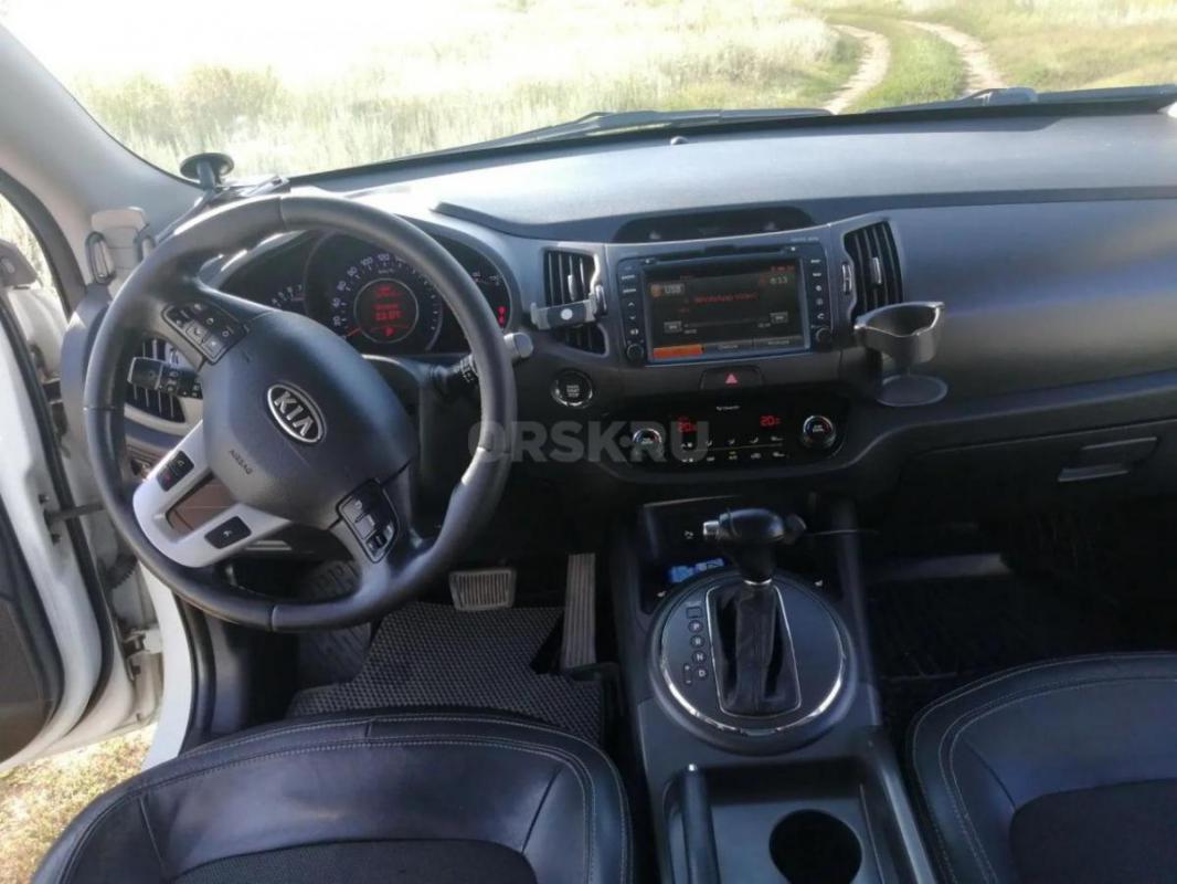 Продам Kia Sportage 2.0, (150 л.с.),  4WD, AT, 2012,
Koмплектация.
• 2л(150 л.с.)
•AKПП 4 WD
•за - Орск