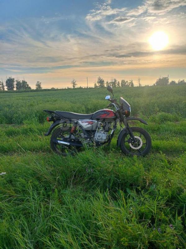 Продам индийский мотоцикл Bajaj boxer 150x покупали в 24 году новым. - Орск