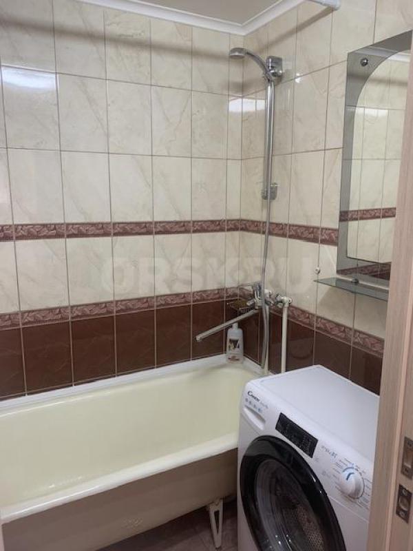 Продам 4-х комнатную квартиру по адресу улица Добровольского дом 25. - Орск