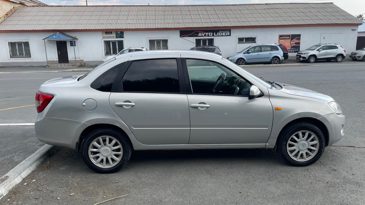 Продается LADA Granta, 2013 года.
------АВТОМАТ------
В отличном техническом состоянии. - Новотроицк