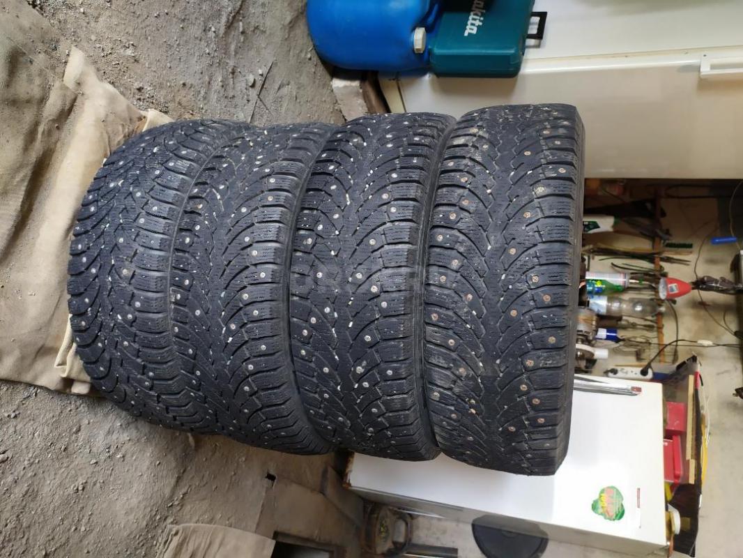 Продам зимнюю резину 216/60 r 16, резина б/у, протектор отличный, дошипованная на 100 % - Орск