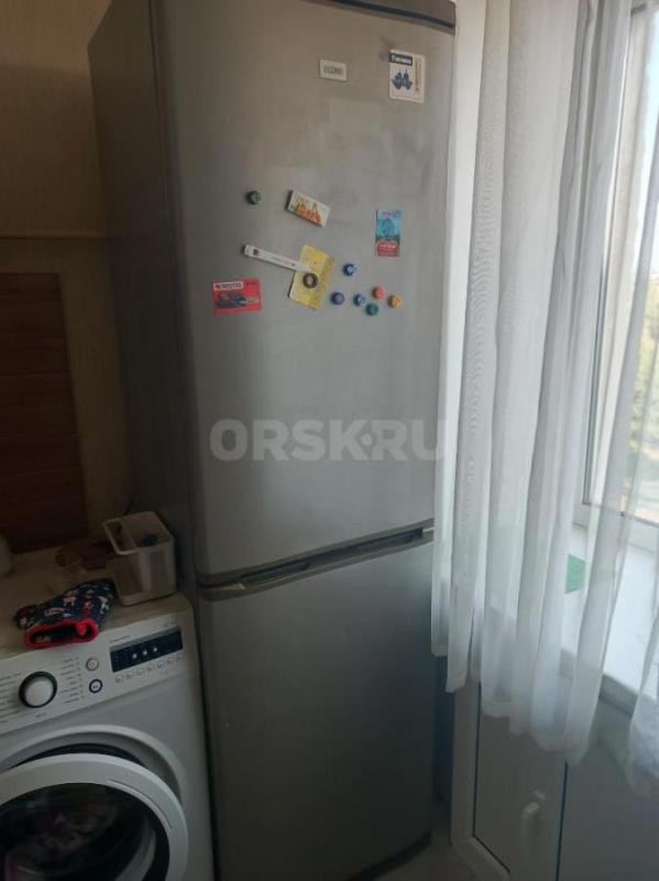 Продам холодильник б/ у и стиральную машину в использовании 3 месяца - Орск