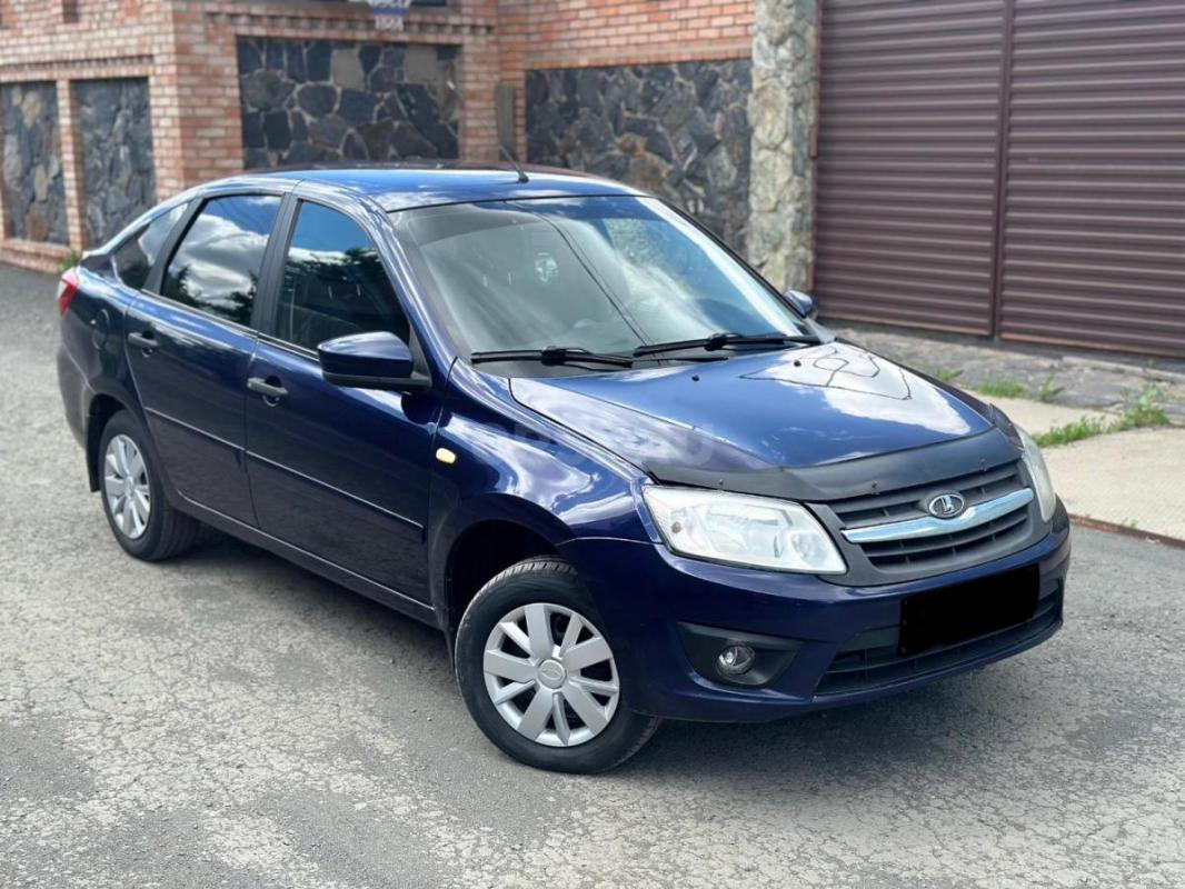 Продаю  Lada Granta в самом удачном кузове — лифтбек огромный багажник Автомобиль 2015 года выпуска, - Орск