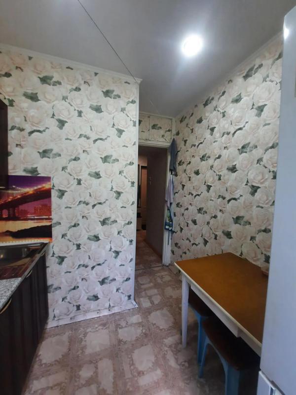 🏠 Продаётся 2-комнатная квартира 
📍 Адрес: г. - Новотроицк