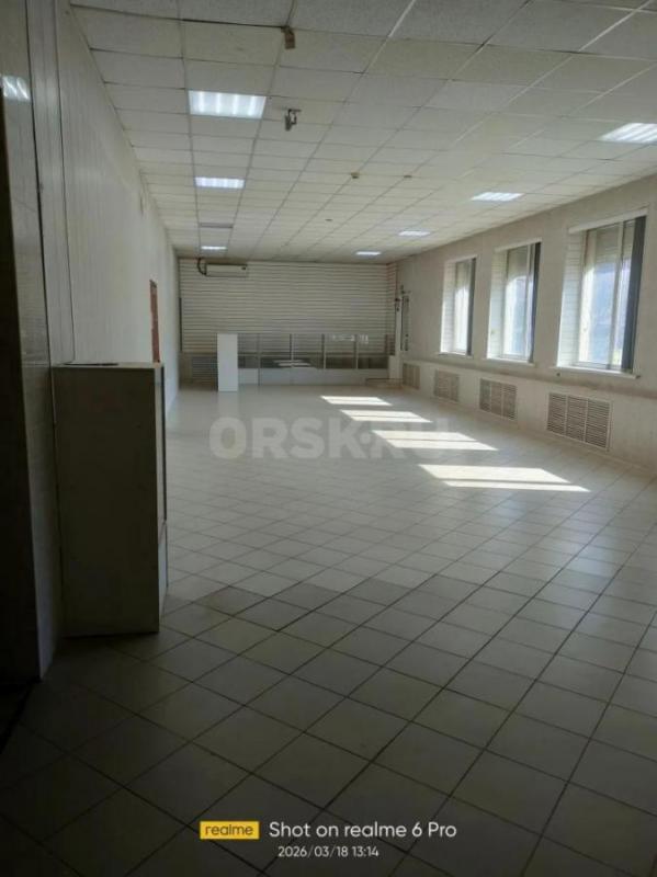 Сдам в аренду магазин, -250  кв. - Орск