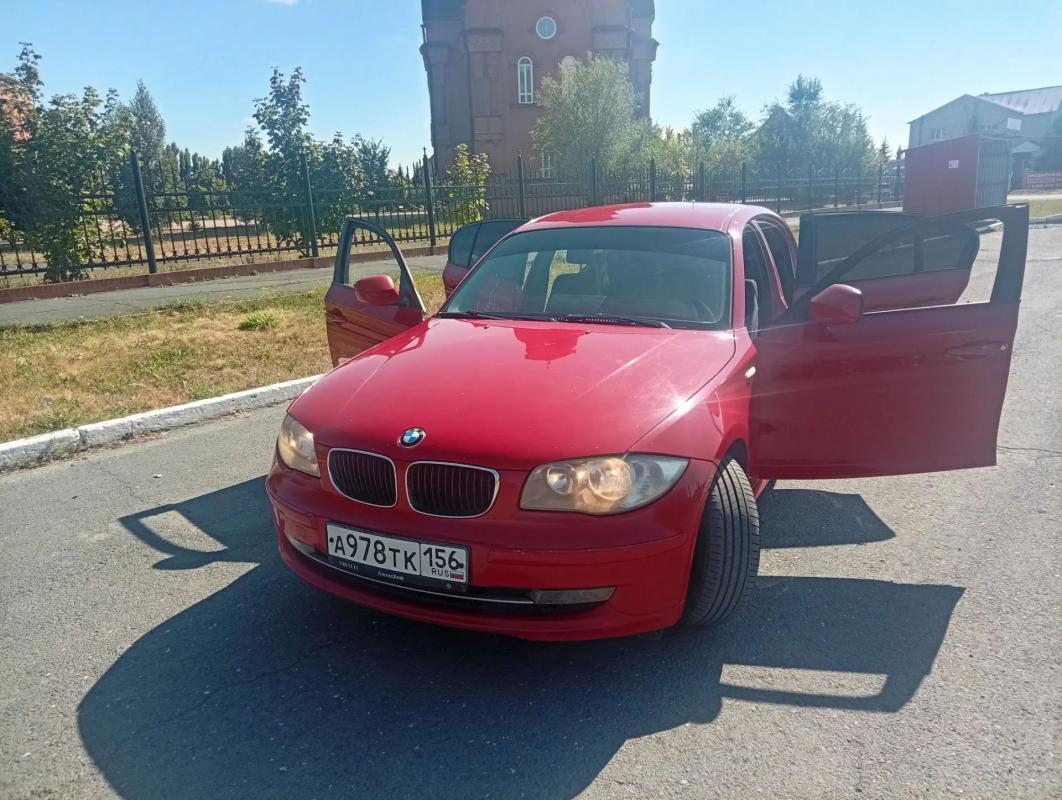 В продаже BMW 1 серии, технически исправный автомобиль, за 4 года владения ни разу не подводил, идеа - Гай