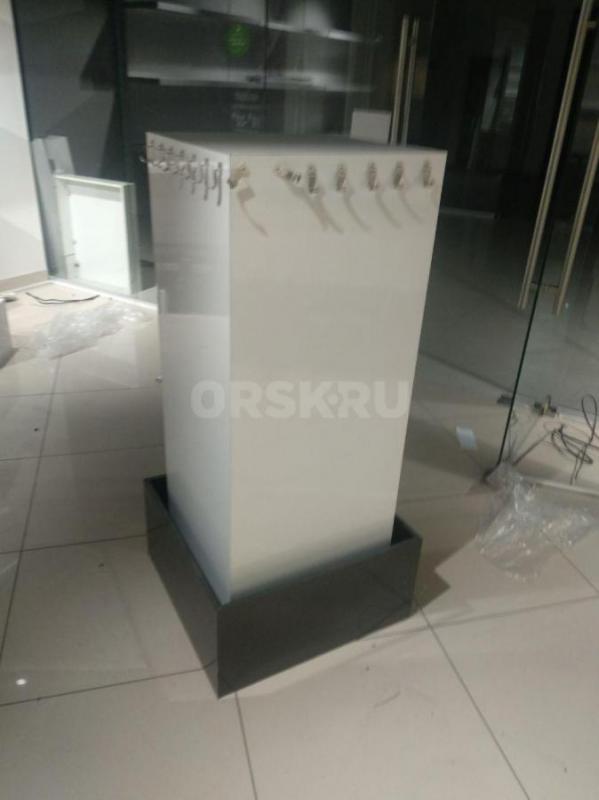 Продам стелажи рецепшен тумбочки - Орск