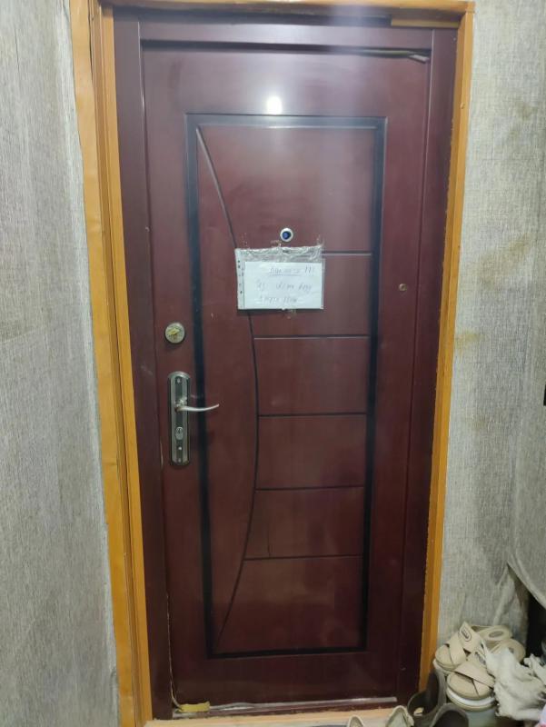 Продам дверь недорого, самовывоз начиная с вечера 13.09.2026, сейчас можно позвонить и забронировать - Новотроицк