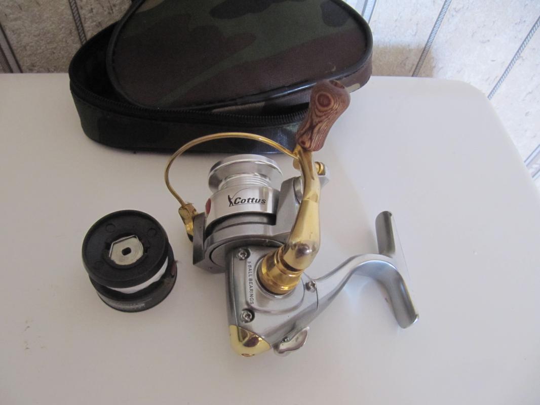 Продам катушки и кукан для рыбалки: катушки GEAR RATIO 4,5:1 (FS1013) цена 500 р, CB440 500 руб,  Co - Новотроицк