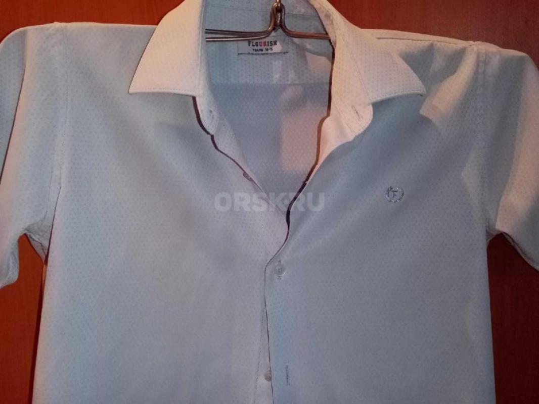Продам вещи на мальчика:школьные туфли(Юничел)р.35 - 550р.,джинсовые мокасины р.37 - 450р.,рубашки ( - Орск