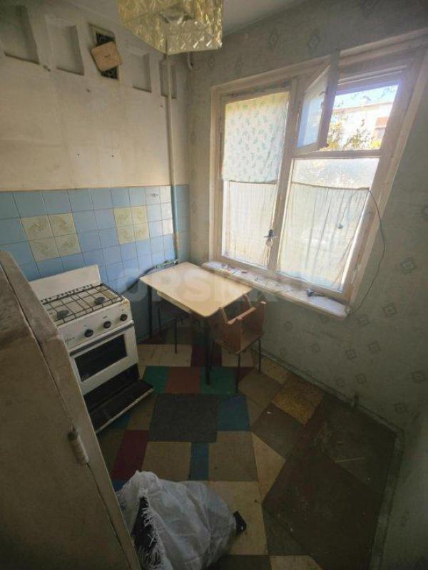 Продается 2-х комнатная квартира по адресу: ул. - Орск