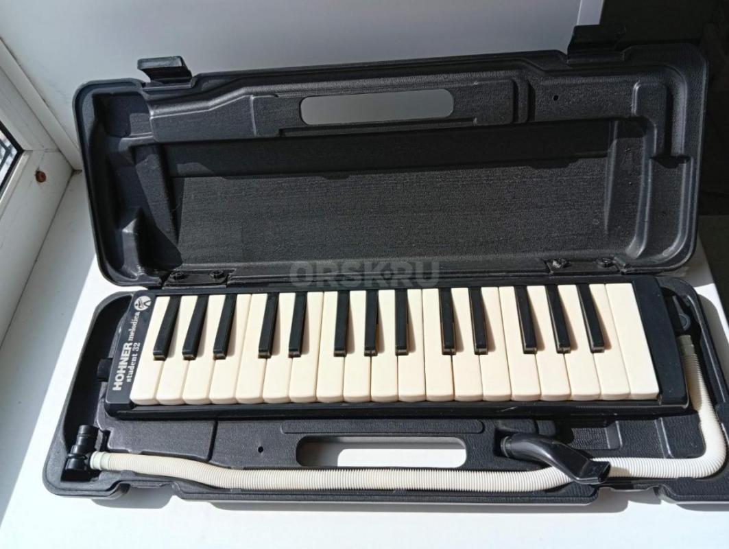 ПРОДАМ :
Духовая мелодика HOHNER Melodica Student 32,  32 клавиши
5000 руб. - Новотроицк