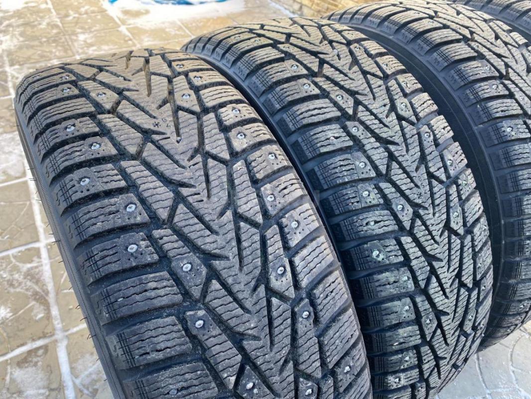 Продам на Дастер комплект зимних колес Nokian Tyres Nordman 7 SUV 215/65 R16. - Орск