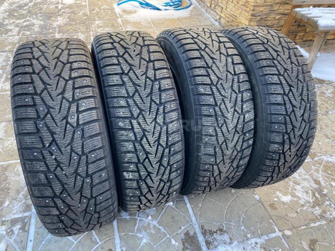 Продам на Дастер комплект зимних колес Nokian Tyres Nordman 7 SUV 215/65 R16. - Орск