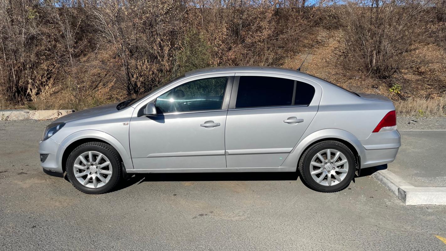 Продается Opel Astra, 2013 года

__АВТОМАТ__

ДВС 1, 8/ 140л.с.,

ГУР,

ABS,

климат- контроль,

пол - Новотроицк