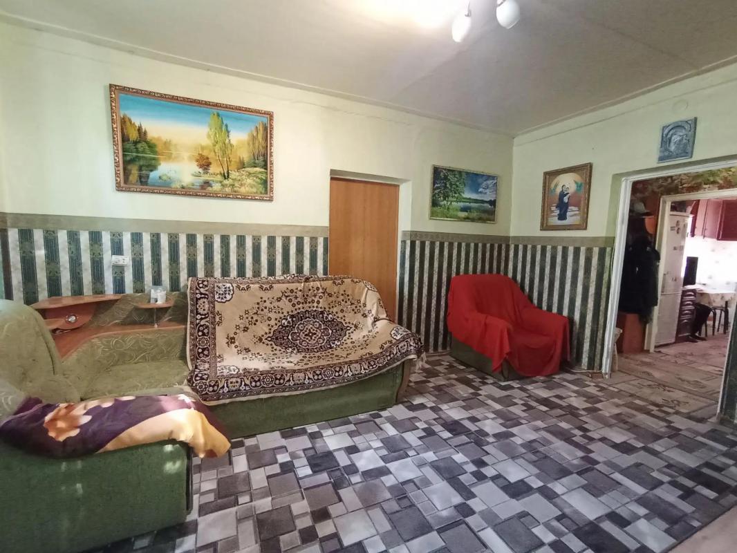 В продаже 2-комнатная квартира  по адресу:  г. - Новотроицк